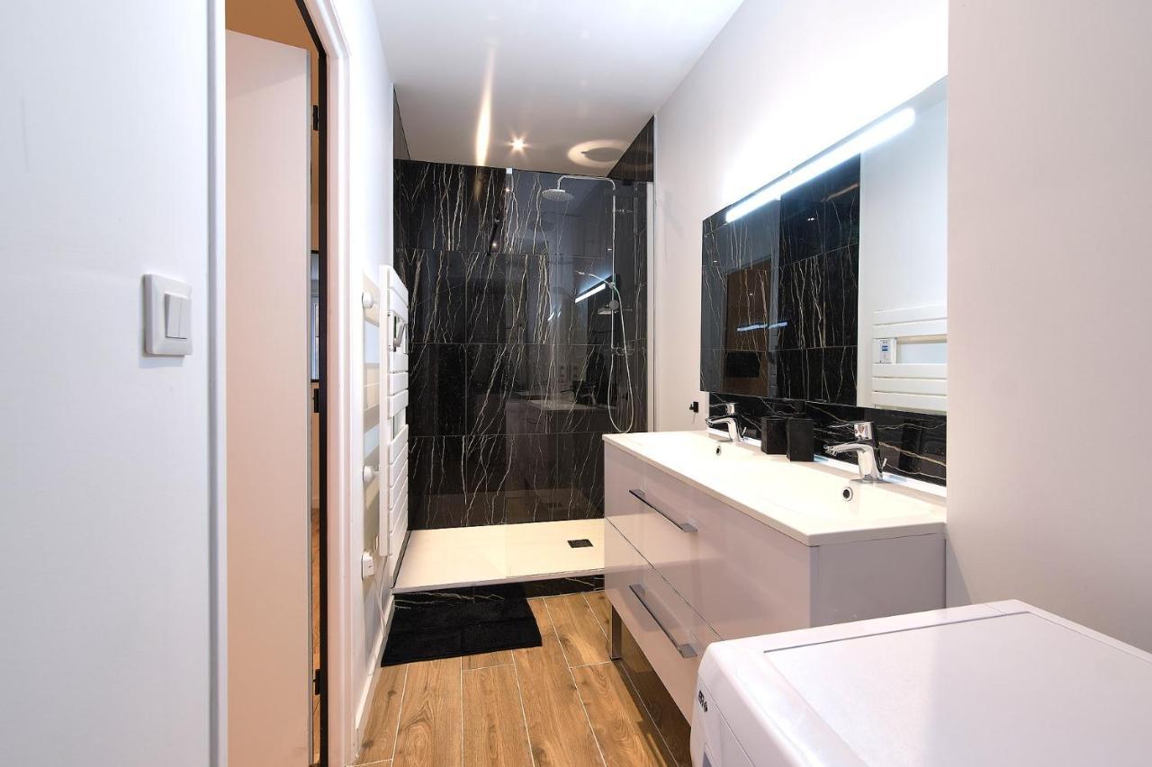 Le Contemporain Apartman Saint-Laurent-sur-Saone Kültér fotó